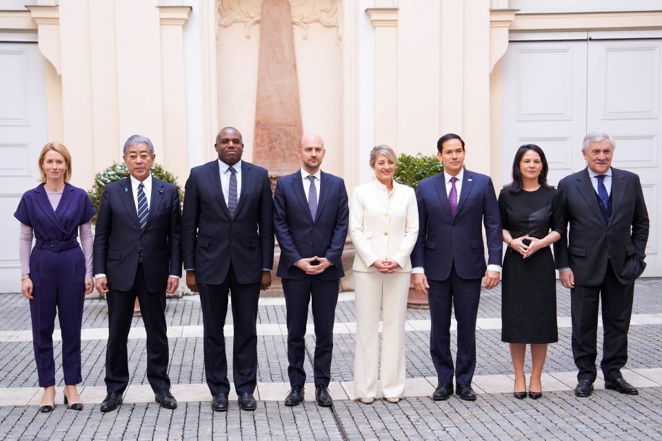 Imagem relacionada à notícia: Conferência de Segurança de Munique: G 7 ministros dos Negócios Estrangeiros, fevereiro 2025